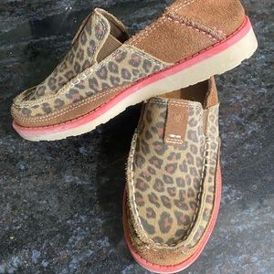 Ariat Cruisers girls size 1 Pink Cheetah